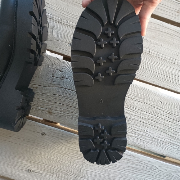 Mudd - Picture 5 of 9